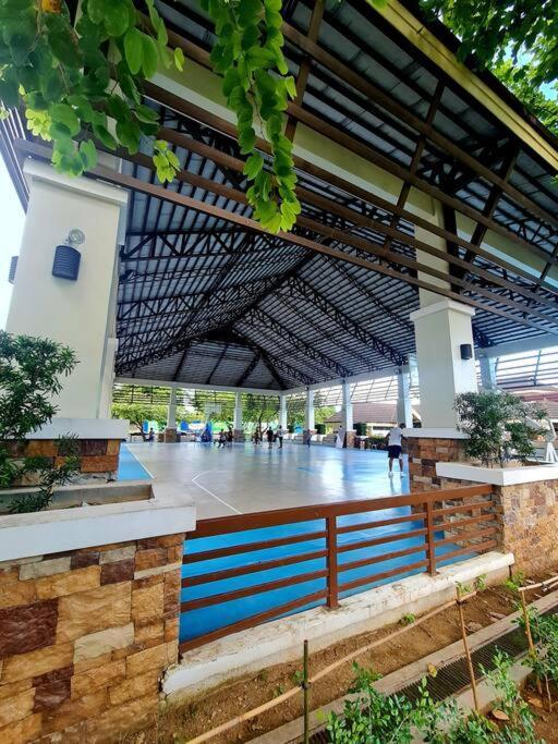 One Oasis Fully Furnished With Balcony Apartment Cebu